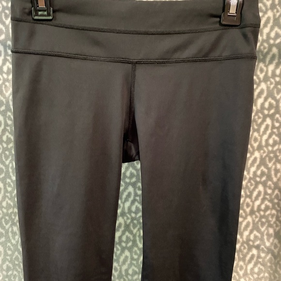 Black and white Athleta leggings - Picture 4 of 6